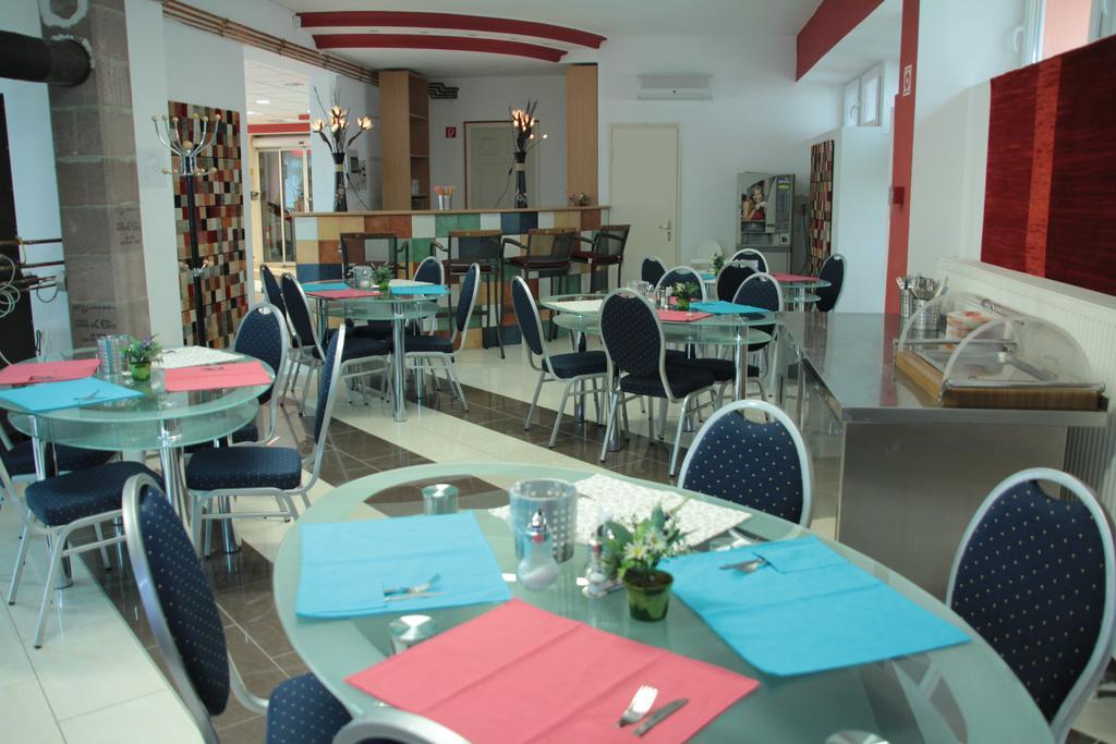 Tisza Corner 3*